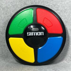 Simon Says Electronic Game Hasbro 2015‎ Classic Toy Tested and Works